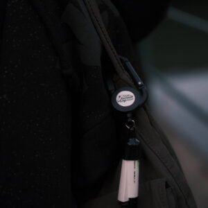 Retractable Keychain Lighter Holder